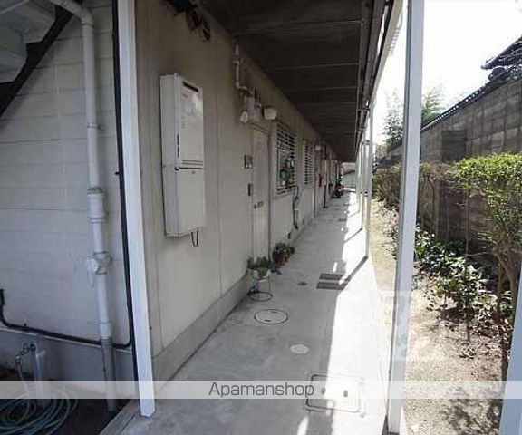 パセンテラ洛西の玄関写真