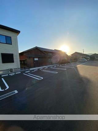 ベルエア国分寺Ｅ[1LDK/50.05m2]の駐車場