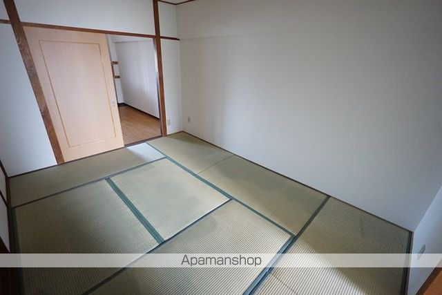 三和住宅第10マンションの内装写真