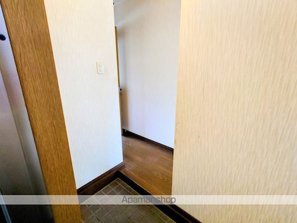 アイリスハイツ[2DK/49.8m2]の玄関