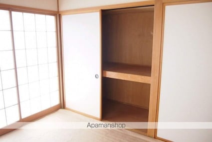 フラワーハイツ[3DK/56.2m2]の収納