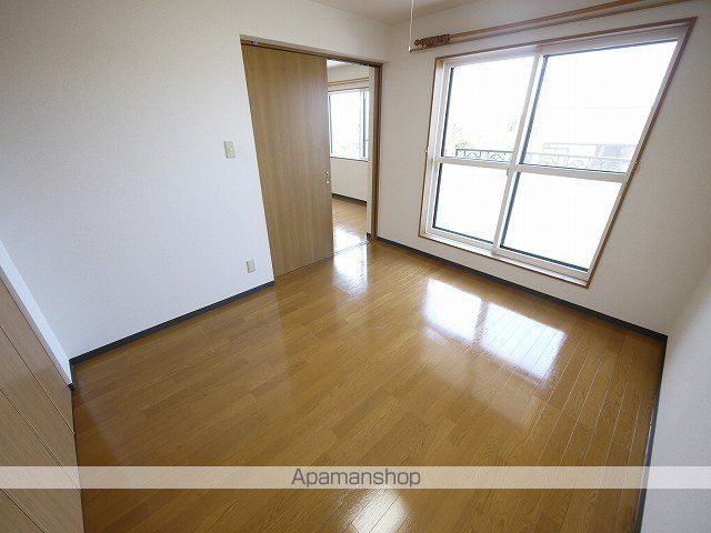ピュアライフ坂井の内装写真