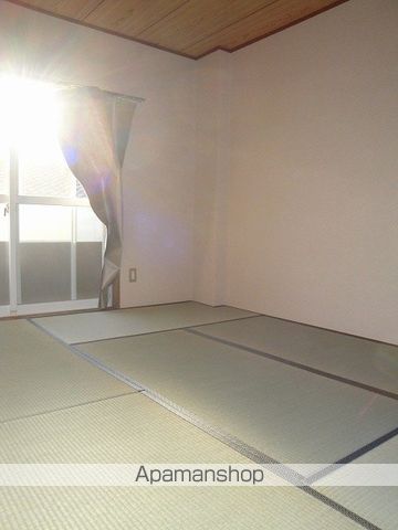 サンシャイン石敷の内装写真