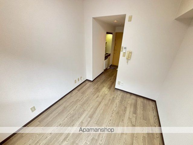 フォレスト高畑マンションの内装写真