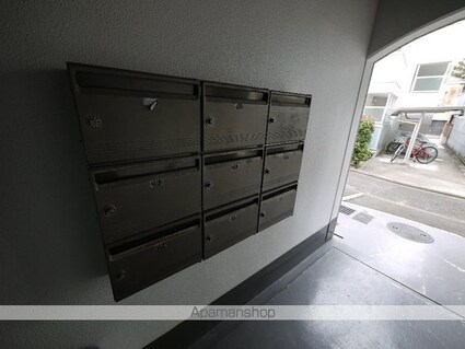 ドール本願寺[1R/16.24m2]の外観3