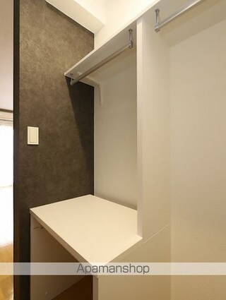 レオパレスＭａｉｓｏｎ　Ｌｕｍｉｅｒｅ[1R/25.75m2]の収納