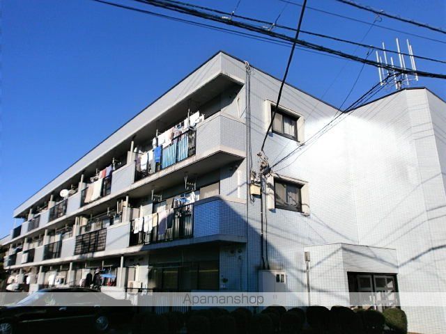 昭島市田中町のマンションの外観1