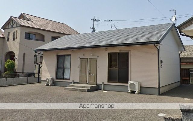 定岡貸家