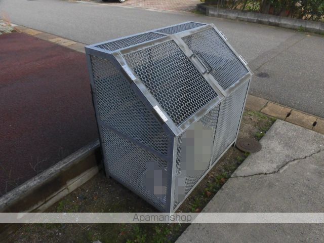 ファミール花かいどうの外観写真
