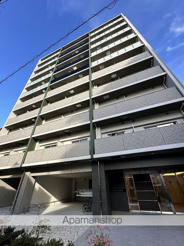 ALIVIS北梅田の外観写真