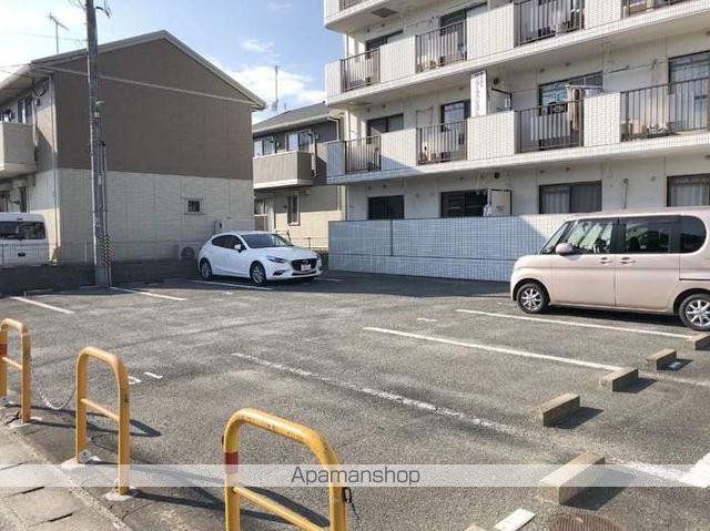 シカセビルの外観写真
