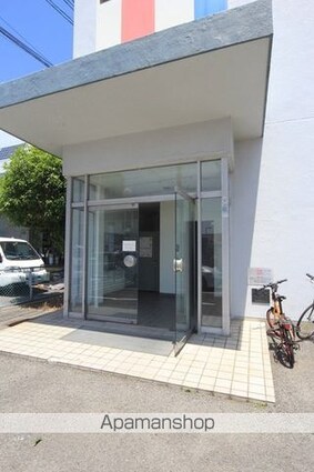 Ｒ３マンション[2DK/45.36m2]のエントランス