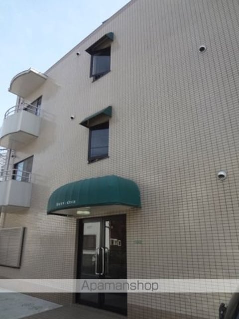 ベストワン[1R/17.01m2]の外観1