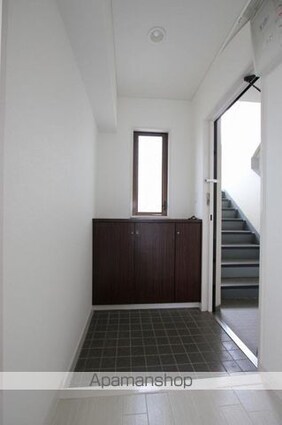 宮地マンション[2LDK/59.22m2]の玄関