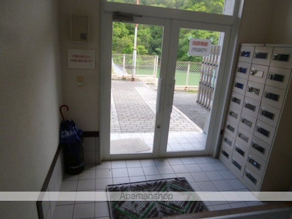 滋賀県大津市若葉台[1K/18.09m2]のロビー