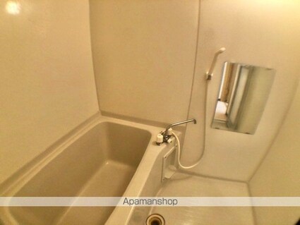 ヴィクトリーⅢ[1K/24.75m2]のバス