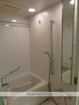 東京都千代田区神田小川町３丁目[2LDK/52.15m2]のバス