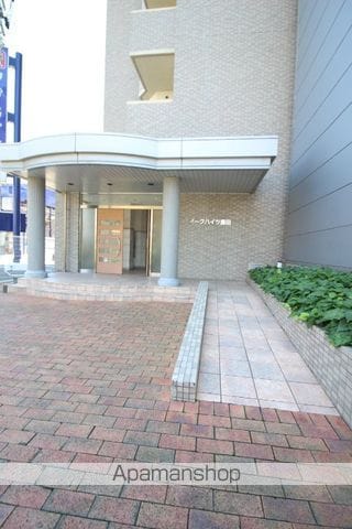 アークハイツ鹿田の玄関写真
