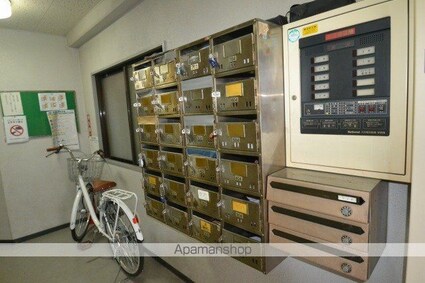 広島県広島市中区住吉町[1LDK/32.4m2]のエントランス