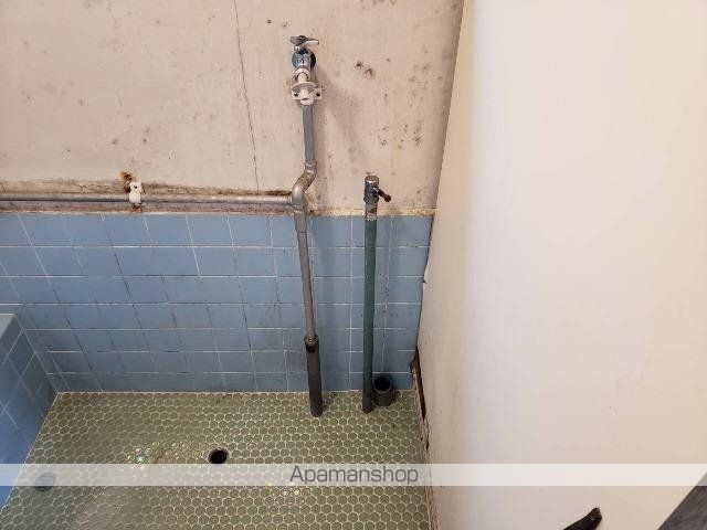 室蘭本線 東室蘭駅 徒歩12分 2階建 築54年の内装写真