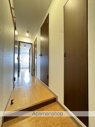 ソシアルマンションリードⅠ[2LDK/58m2]の玄関