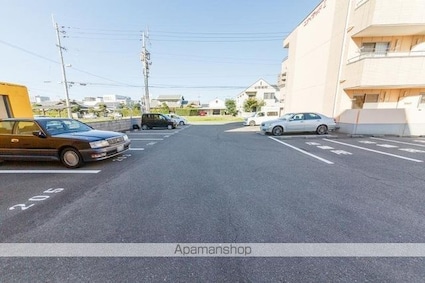 ユナイテッドⅠ[1K/28.65m2]の駐車場