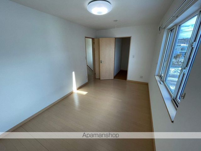 detached 北海道中川郡池田町字西二条４丁目6-1

地図を見る