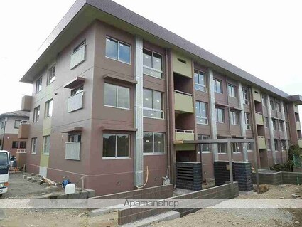 ＬＵＭＩＵＳ　ＳＡＮＡＲＵＤＡＩ[2SLDK/77.04m2]の共用部3