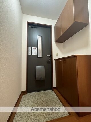 グラン・イーストＡ[2LDK/50m2]の玄関