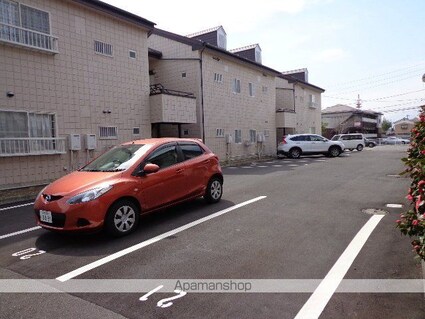 リバティーフジ　Ｂ[2DK/46.37m2]の駐車場2