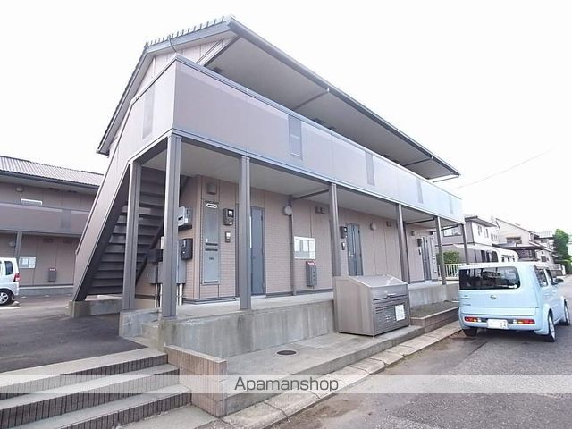 マロンハイム A・Bの玄関写真