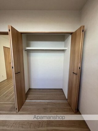クレインハイツ[1LDK/35.7m2]の収納