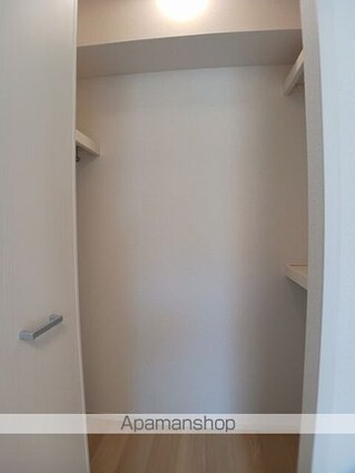 メゾン・ド・ティアラ阿南　Ｎ[2LDK/62.11m2]の収納