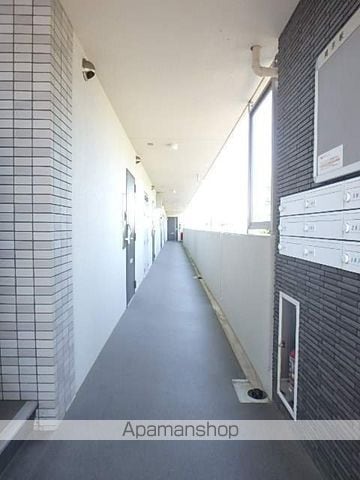 TIIDAの玄関写真