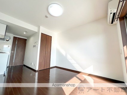 フォレスト・グランテラス[1R/24.8m2]のリビング・居間