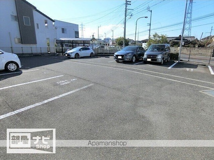 アヴァンセ田村[1K/37.07m2]の駐車場1