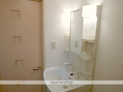 グランモアＡ[2LDK/62.8m2]の洗面所