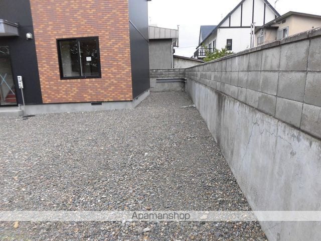 PEACEの外観写真
