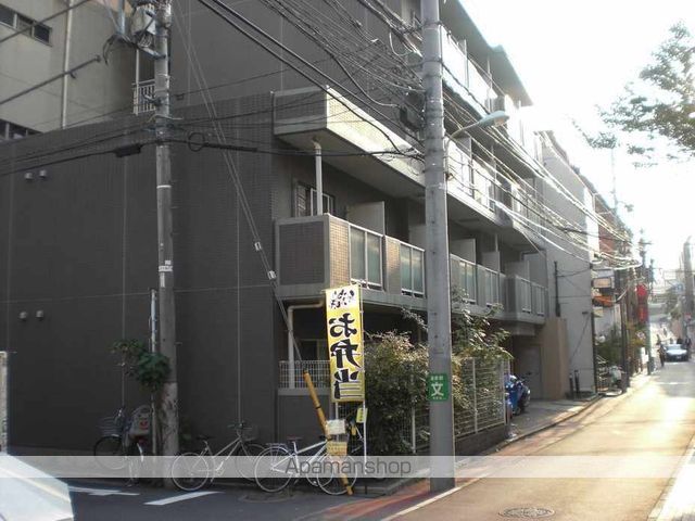 レオパレス宇田川町マンションの外観写真
