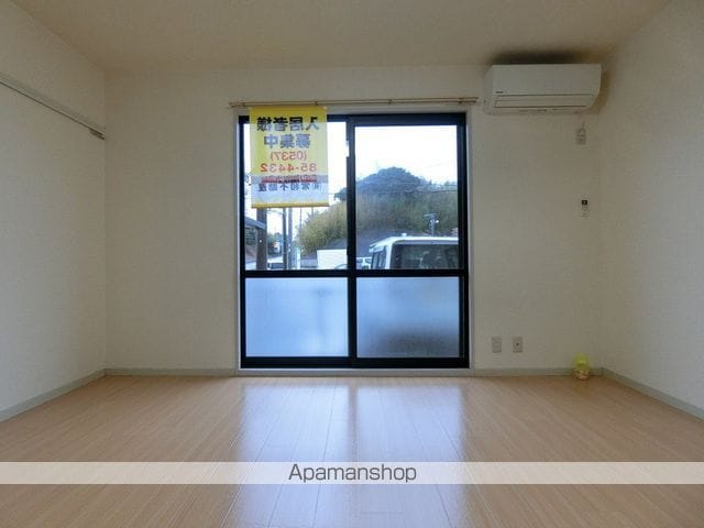 御前崎市 2階建 築26年の内装写真