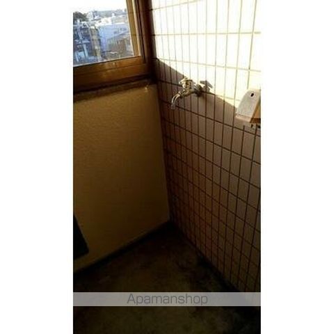 第一メゾン荒田の内装写真