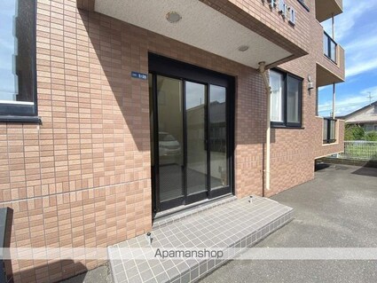 ジェルメ大手町２号棟[1LDK/48.51m2]のエントランス1
