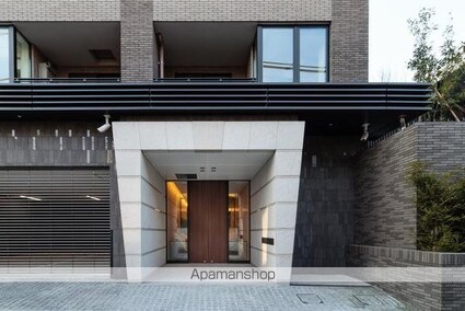 コート元代々木町[3LDK/91.34m2]のエントランス