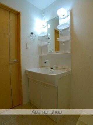 Ａ．Ｔ．Ｇａｒｄｅｎ[2LDK/57.21m2]の玄関