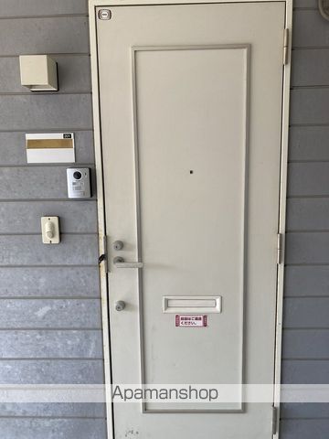 ハイツひばりの玄関写真