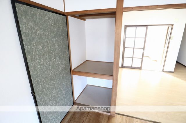 マンション高見の内装写真