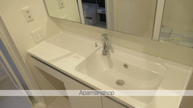 セレブ荒尾の内装写真