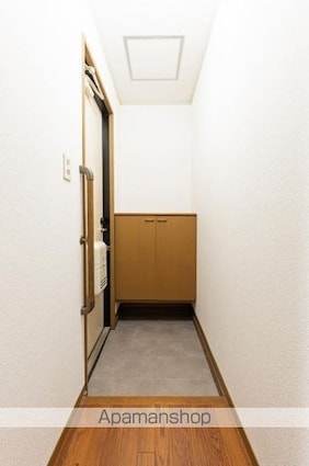 グリーン・ショットＡ・Ｂ[3DK/55.42m2]の玄関