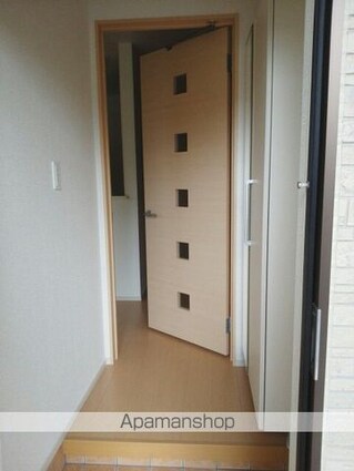 コーポ　里山[1LDK/50.09m2]の玄関