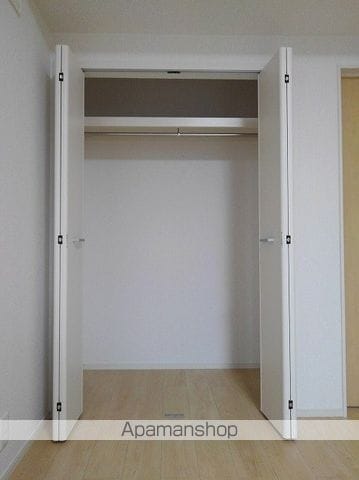 ジュネスメゾン八景 IIの内装写真